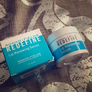 Rodan and Fields lip renewing serum
